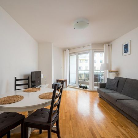 Metro Ksiecia Janusza Cosy Apartment Warsaw Exterior photo