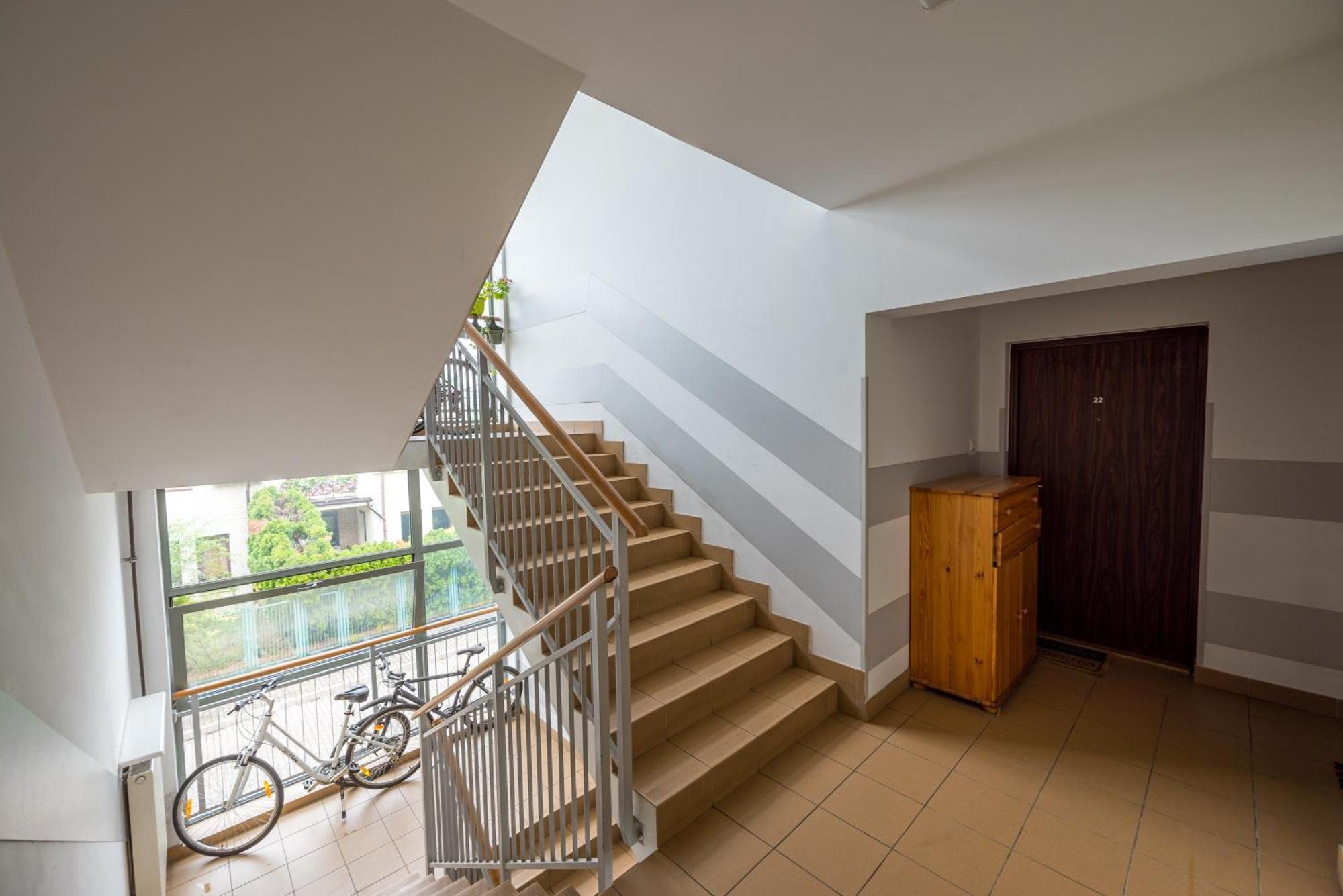 Metro Ksiecia Janusza Cosy Apartment Warsaw Exterior photo
