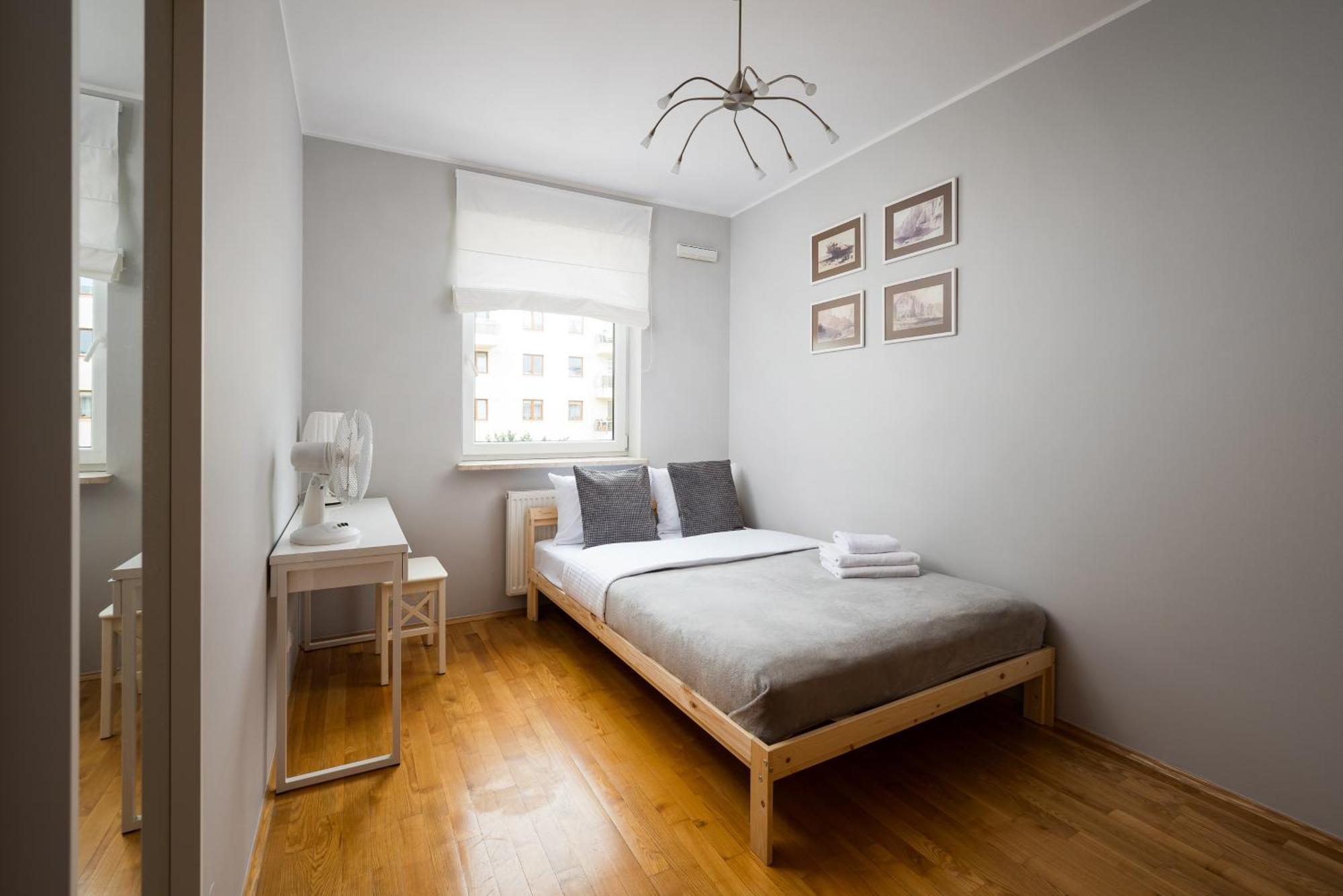 Metro Ksiecia Janusza Cosy Apartment Warsaw Exterior photo